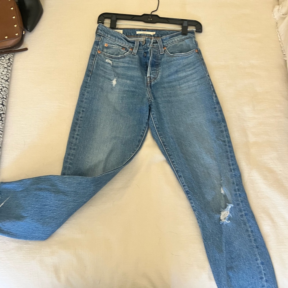 Levi’s Premium Wedgie jeans size 24